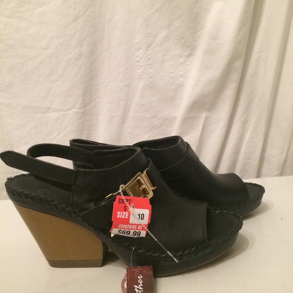 Lobo Solo black leather open toe clogs 10 NEW